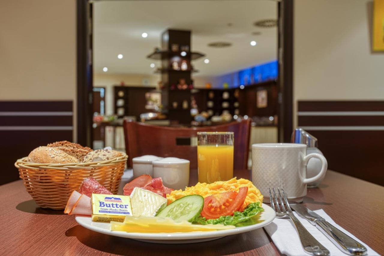 Hotel Titanic Comfort Kurfürstendamm 3*