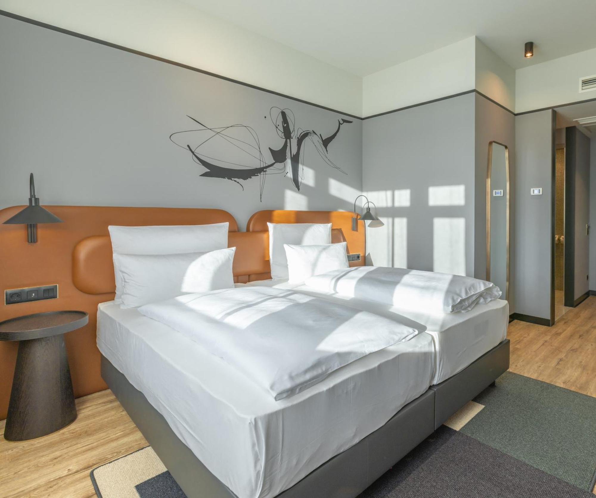 Titanic Comfort Kurfuerstendamm 3* Berlijn