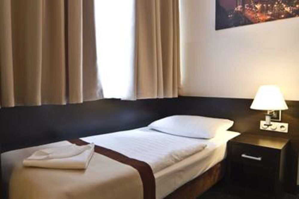 Hotel Titanic Comfort Kurfuerstendamm Berlijn